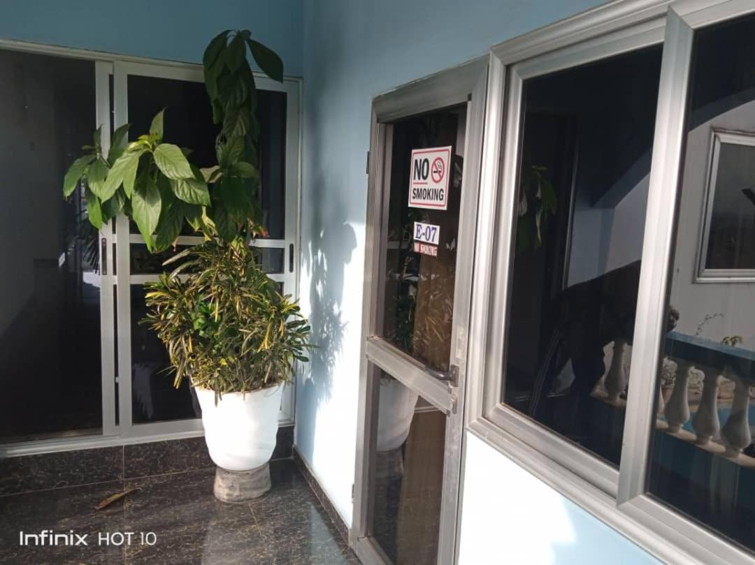 Elizz Guest House Janman Εξωτερικό φωτογραφία