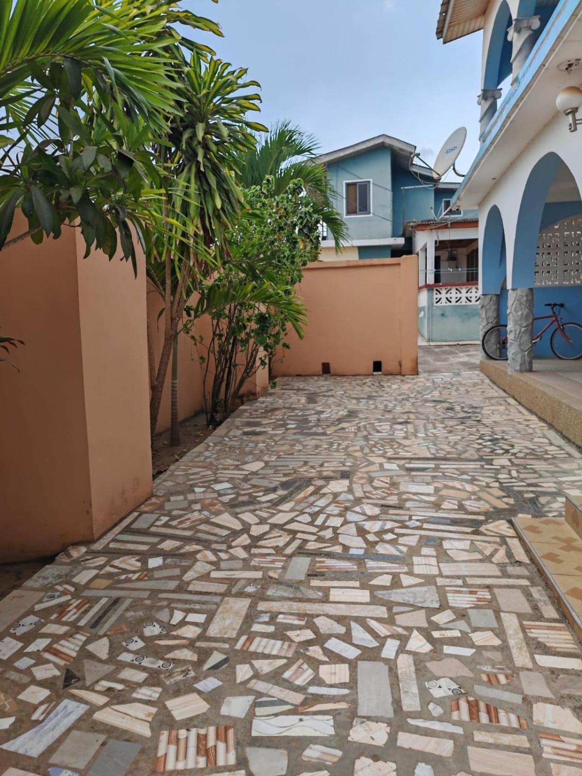Elizz Guest House Janman Εξωτερικό φωτογραφία