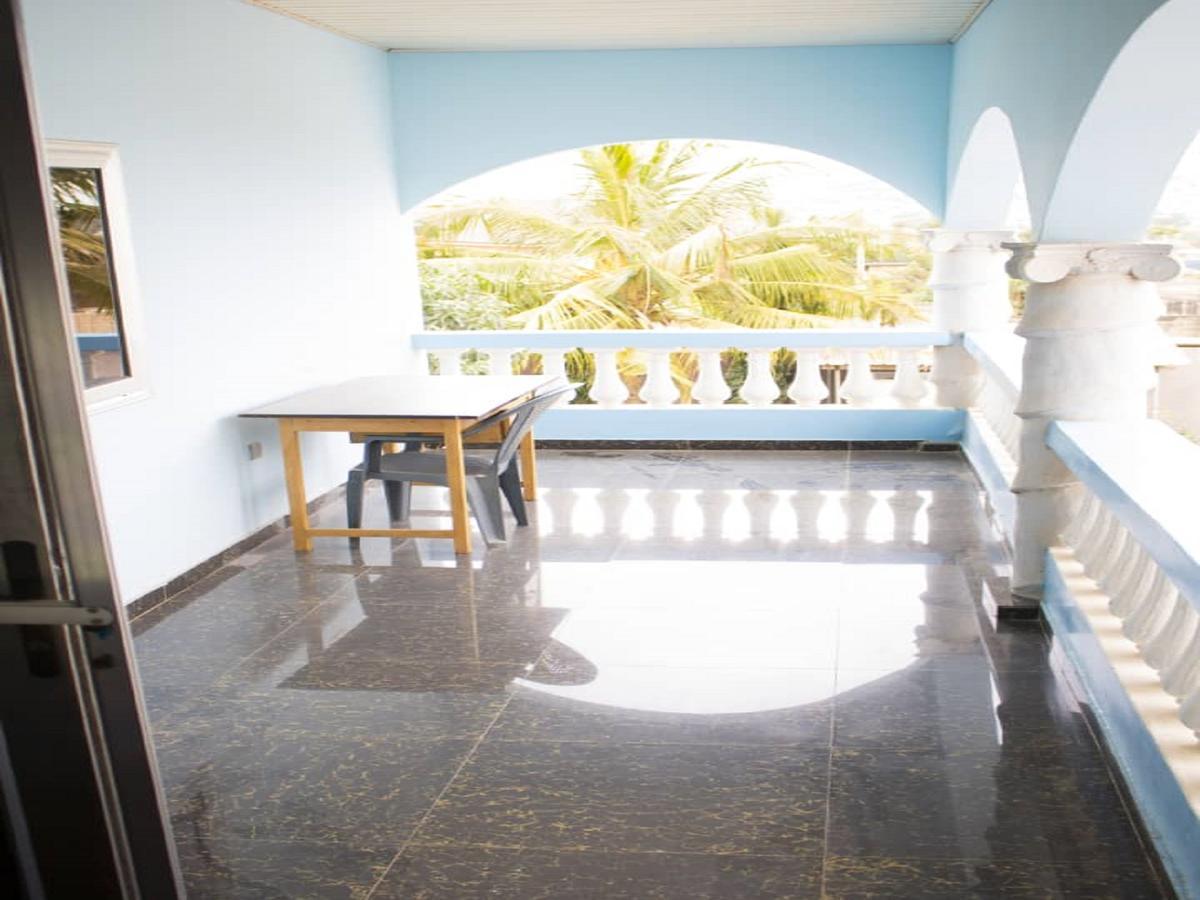 Elizz Guest House Janman Εξωτερικό φωτογραφία
