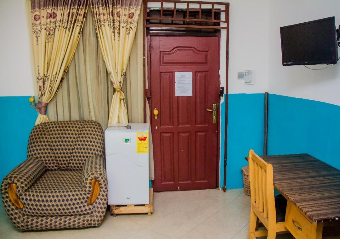 Elizz Guest House Janman Εξωτερικό φωτογραφία