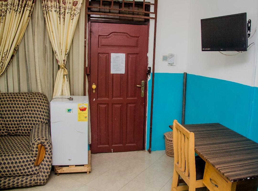 Elizz Guest House Janman Εξωτερικό φωτογραφία